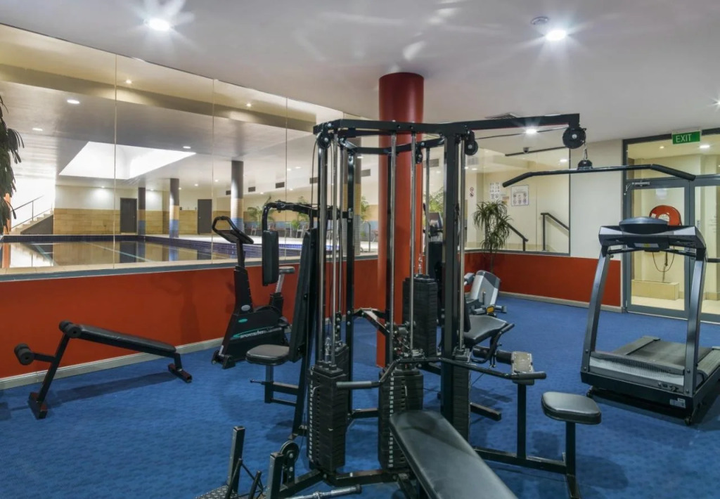 Meriton Suites George Street, Parramatta