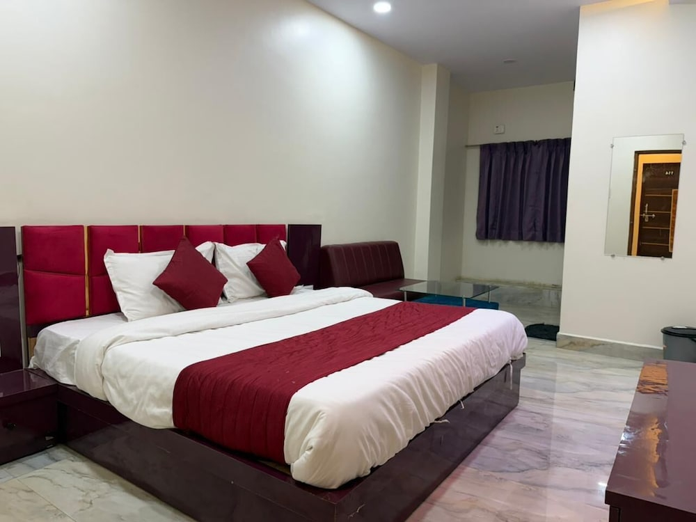 Hotel Majestic Inn