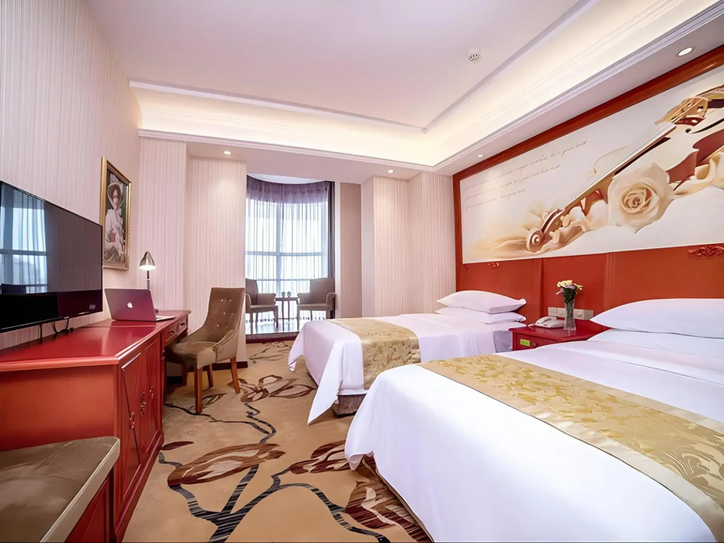 Vienna Hotel (Hebei Street Sun City, Qinhuangdao)