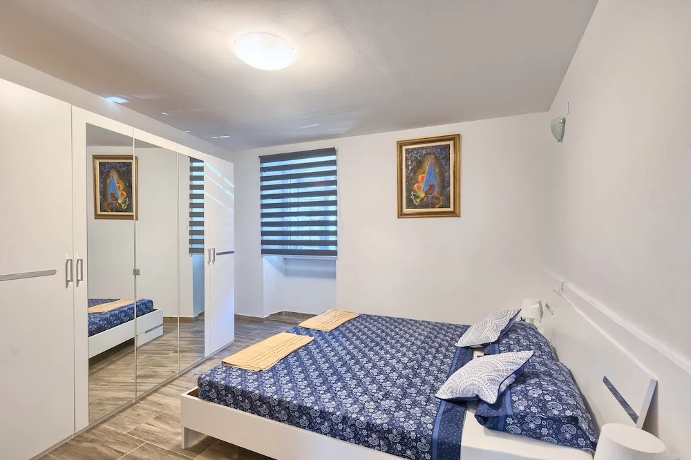 Apartment Old City 1