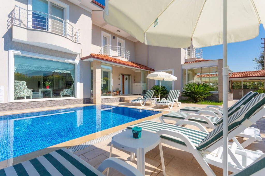 Villa Nirvana Large Private Pool A C Wifi Car Not Required Eco-friendly - 2832