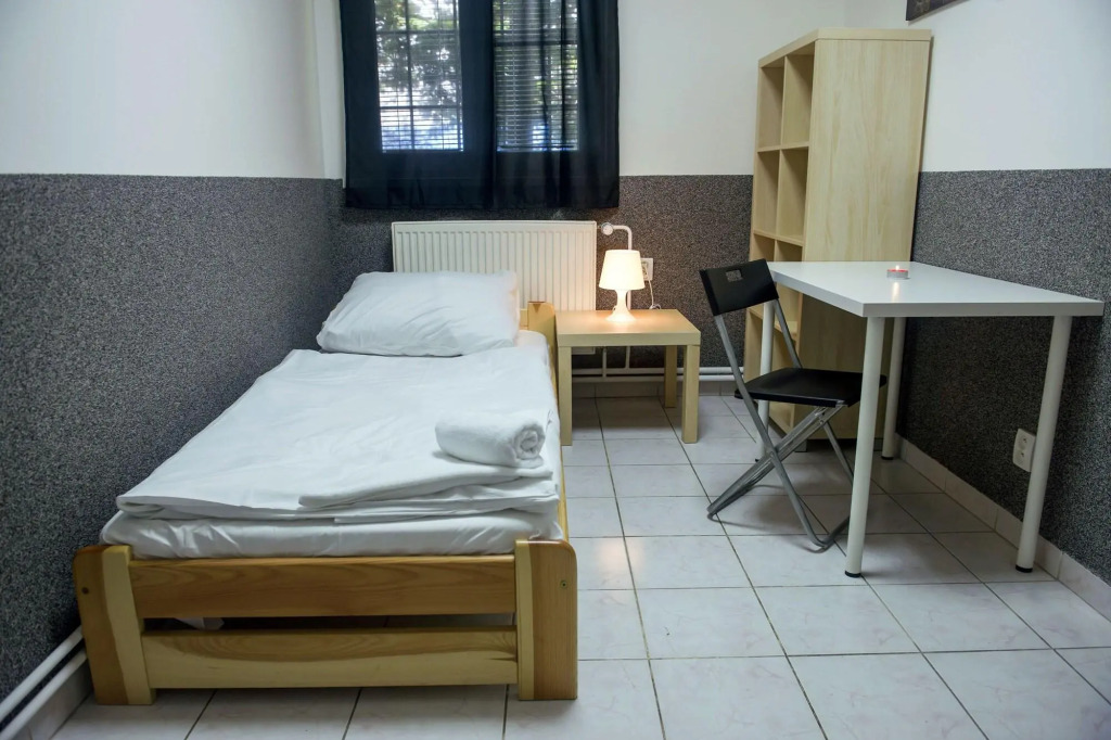 Hostel Seven