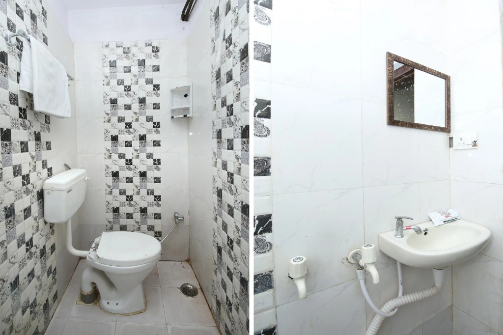 OYO 33023 Hotel Shree Hari
