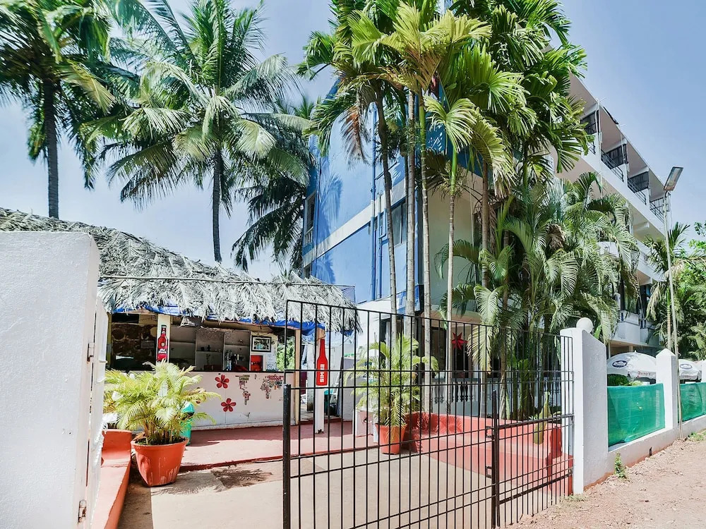 Oyo 22417 Pleasure Inn