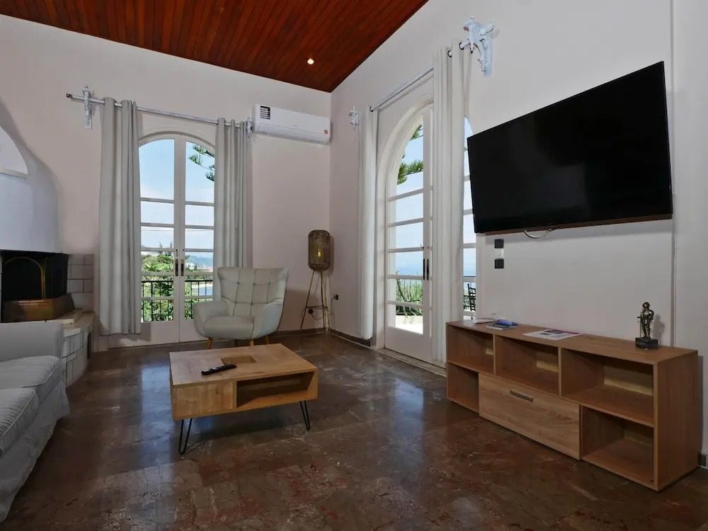 Villa Litsa Large Private Pool Walk to Beach Sea Views A C Wifi