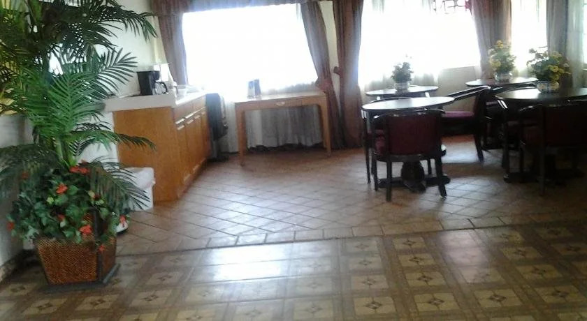 Budget Inn