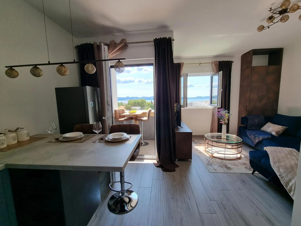 Beautifull studio apartment Bell with balcony and sea view in Zadar
