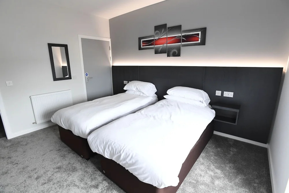 Rooms At The Railway