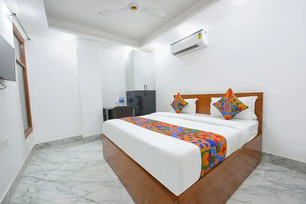 FabHotel The Cozy Cloud