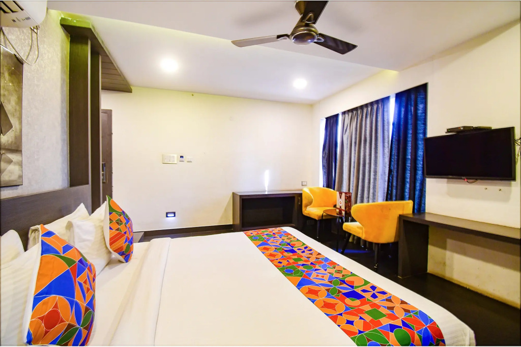FabHotel Prime Karims