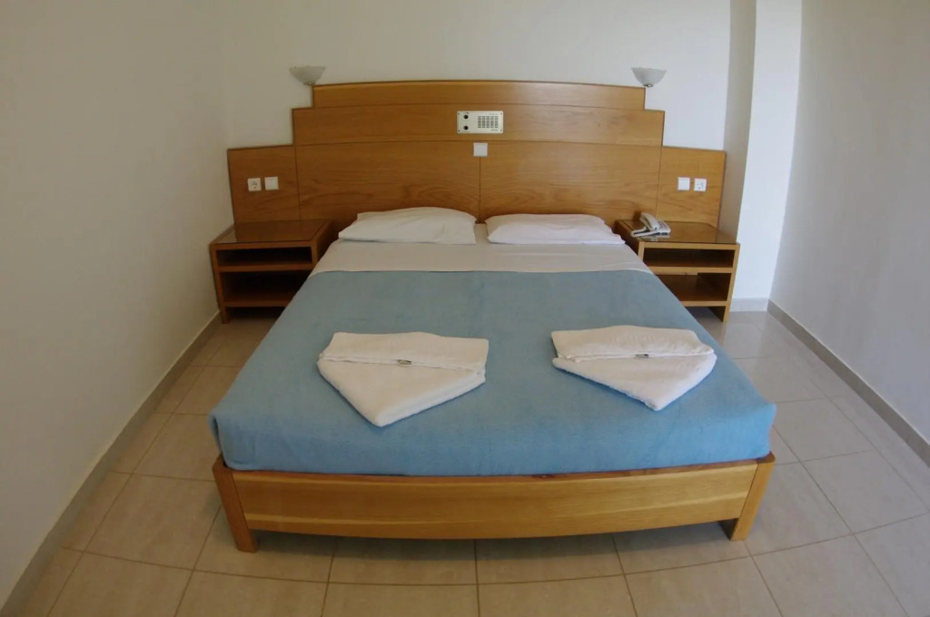 Eleftheria Hotel