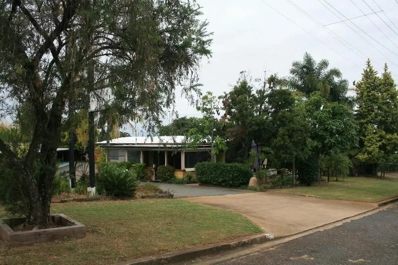Y Motels Yarraman
