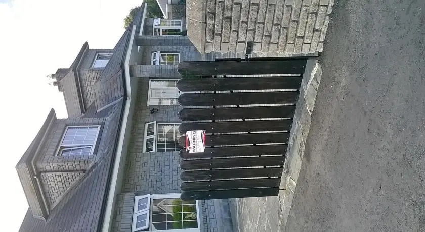 Bradstone House