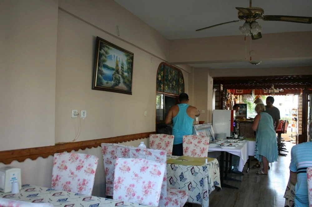 Ekin Hotel