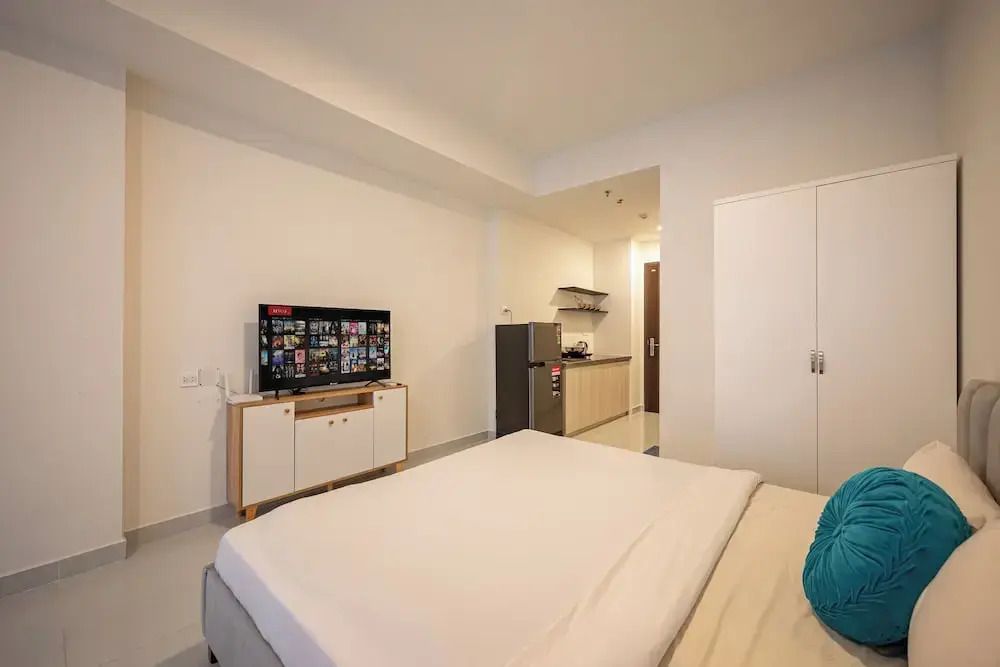 Soho Residences & Hotel - Ben Thanh Market, Bui Vien Walking Street & SG Historical Vibe