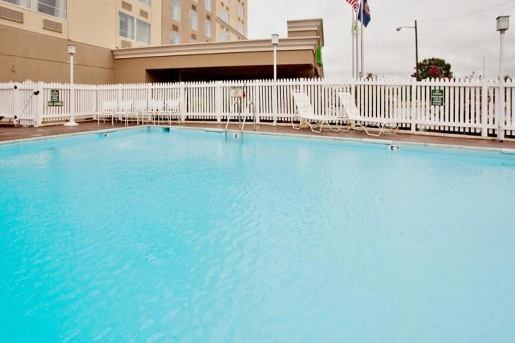 Holiday Inn Express Richmond - Midtown by IHG