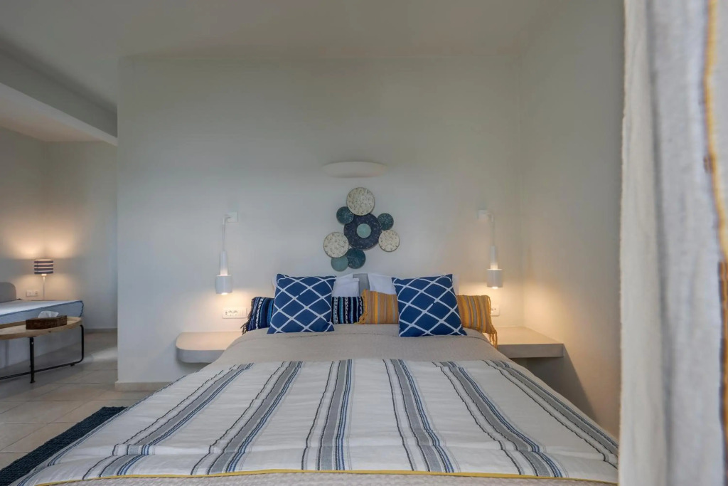 Blue Dolphins Apartments