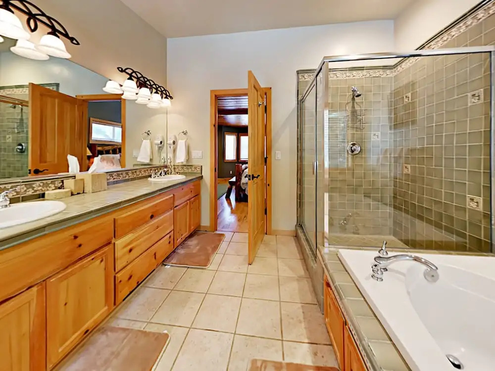 4951 Flick Street Home 4 Bedrooms 3.5 Bathrooms Home