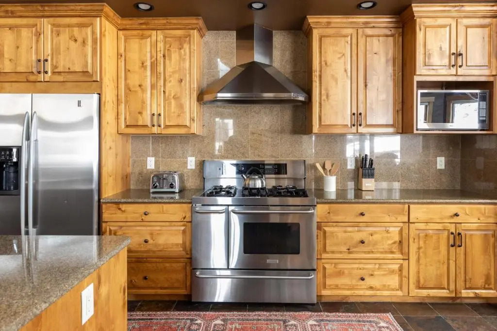 Highline by Avantstay Breathtaking Mountain Home w/ Hot Tub & Views