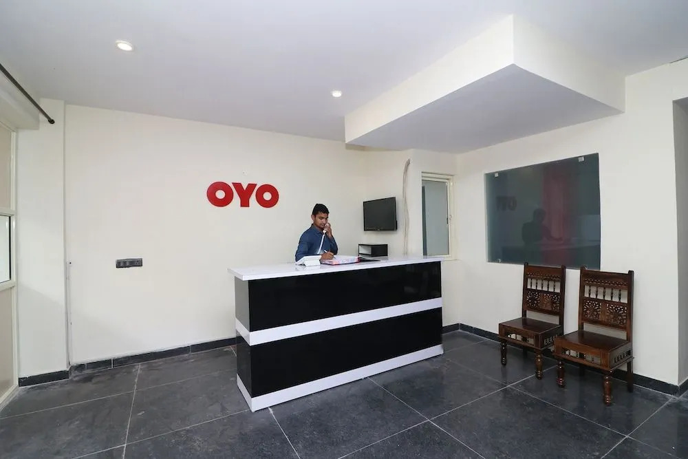 OYO 30251 Rosebury