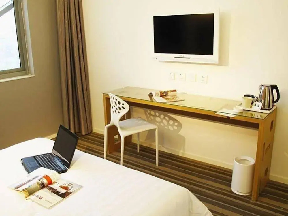 E518 Boutique Art Hotel