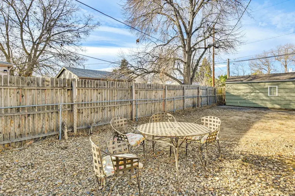 7 Mi to Dtwn Denver: Pet-friendly Home w/ Yard