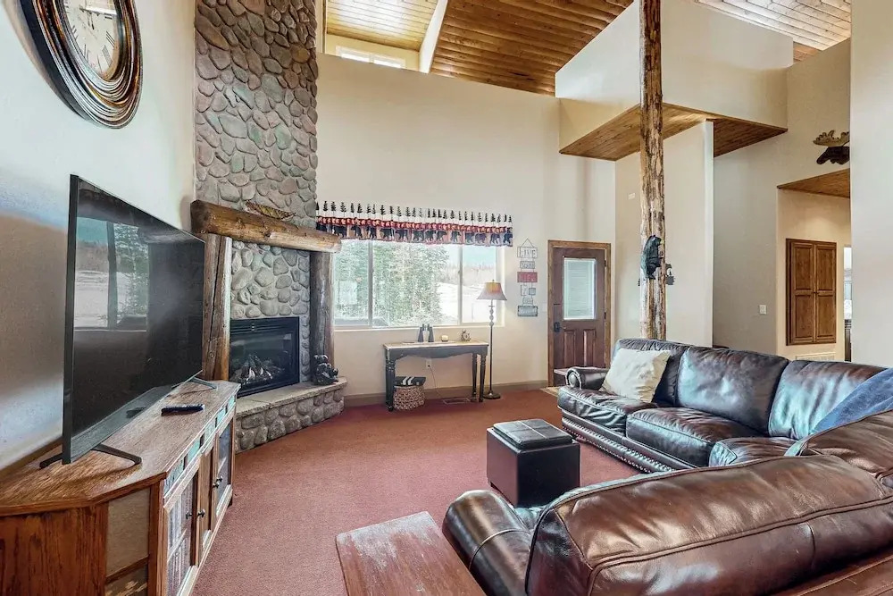 Steps to Brian Head Resort: Ski Home w/ Games