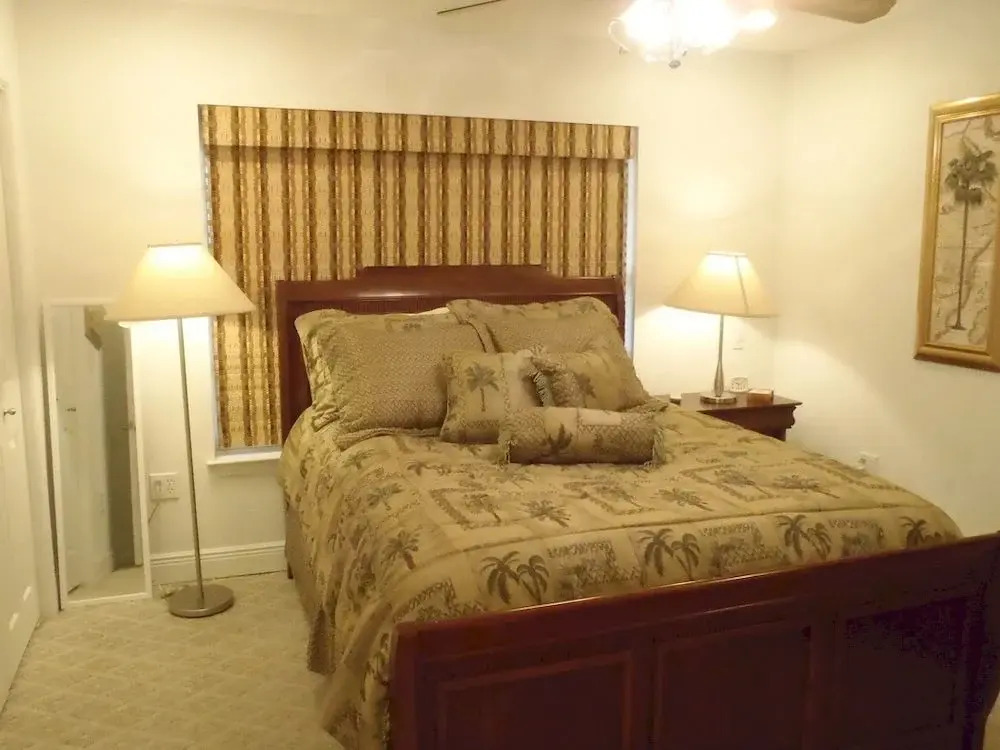 The Great Escape River House