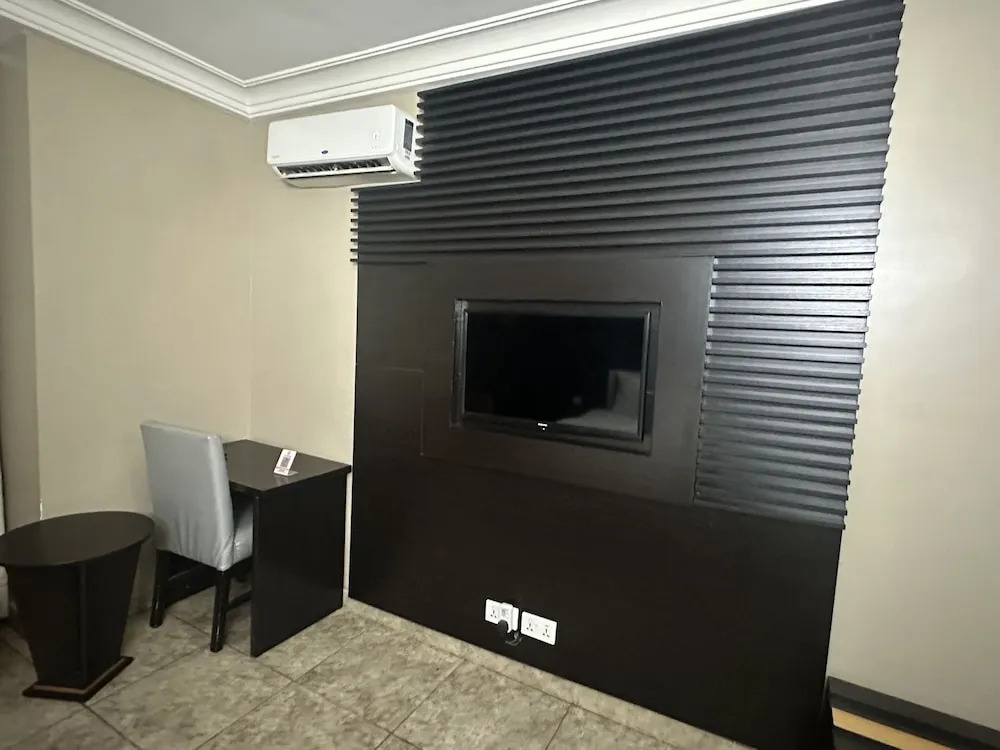 Maxx Msquare Hotel