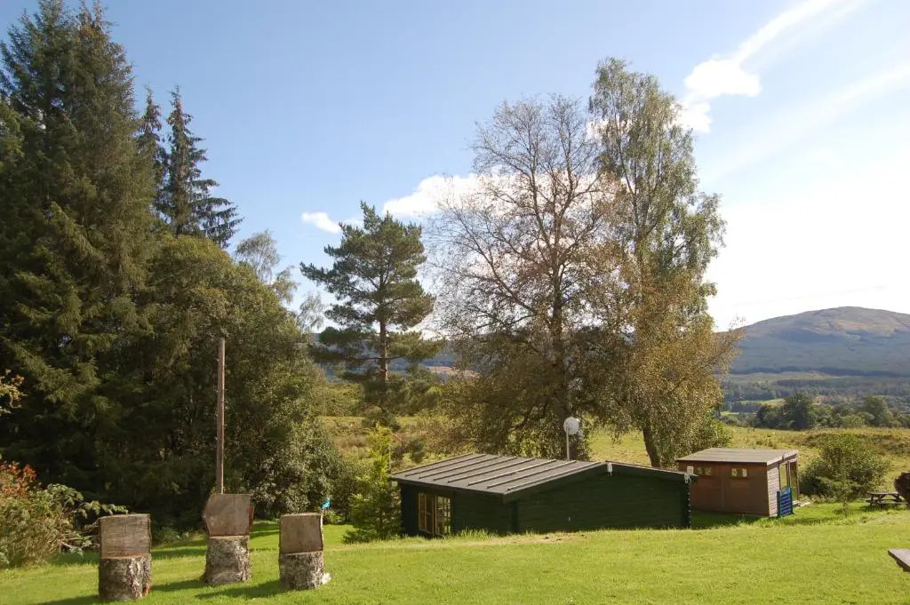 Cosy & compact Rowan Lodge no4