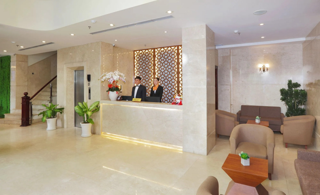 Golda Hotel