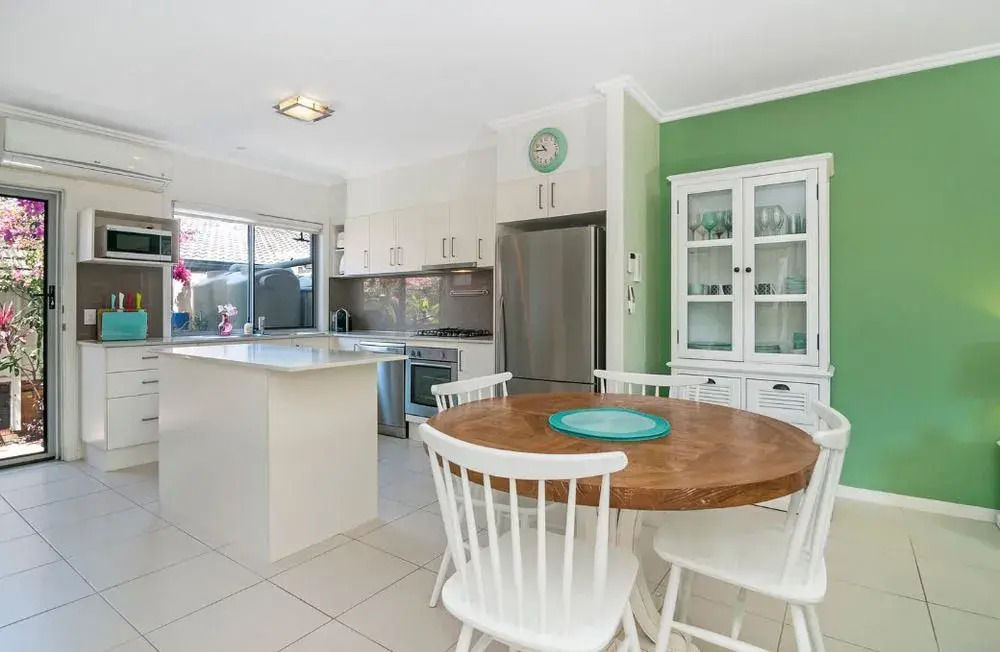 Surfers Paradise Townhouse