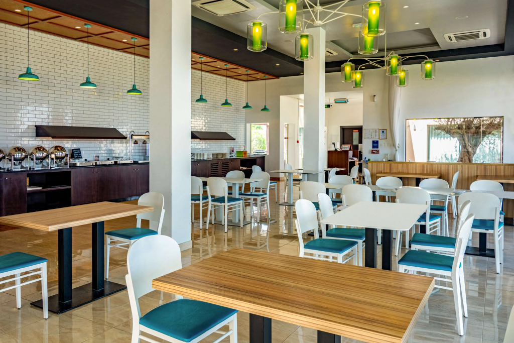 Park Inn by Radisson Hotel and Residence Duqm