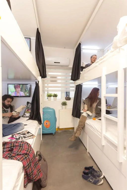 Inn14 Hostel