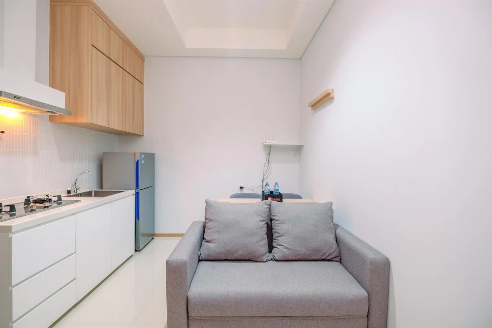 Modern and New 1BR across LRT Station Samara Suites Apartment