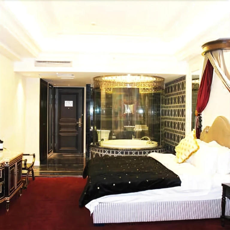 Gene Hotel