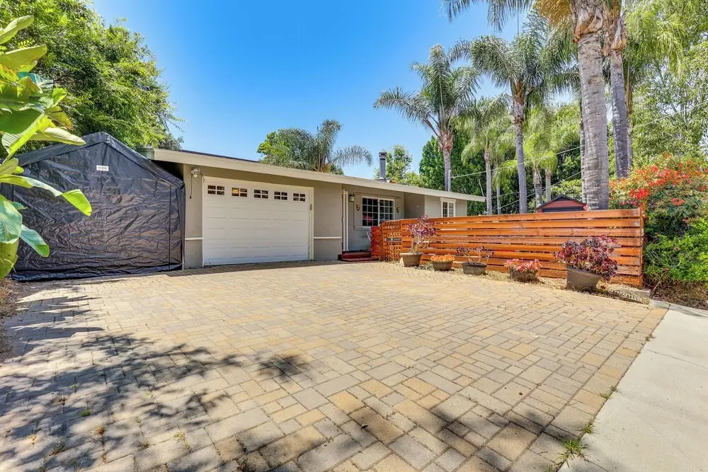 Peaceful Vista House w/ Gas Grill: 1 Mi to Dtwn!