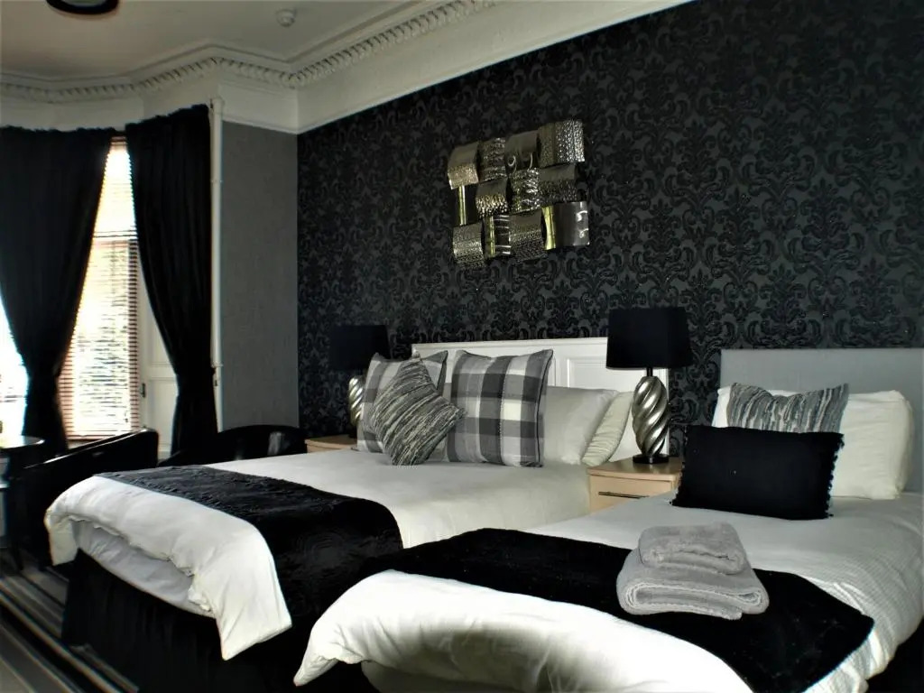 Vaila Guest House