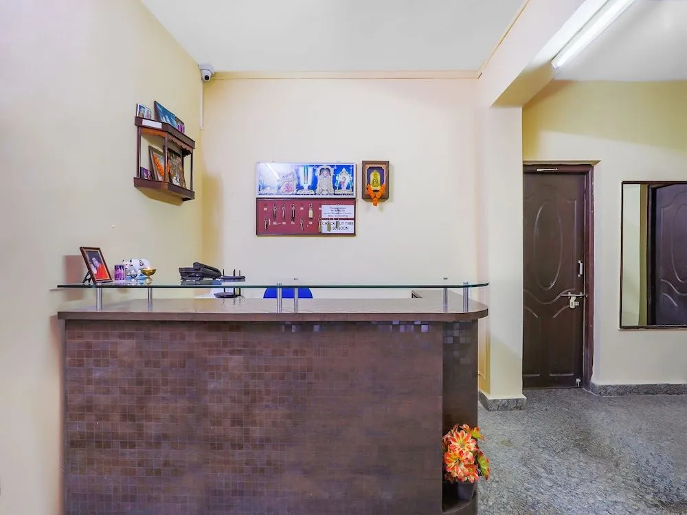 OYO 36088 Sanman Hotels
