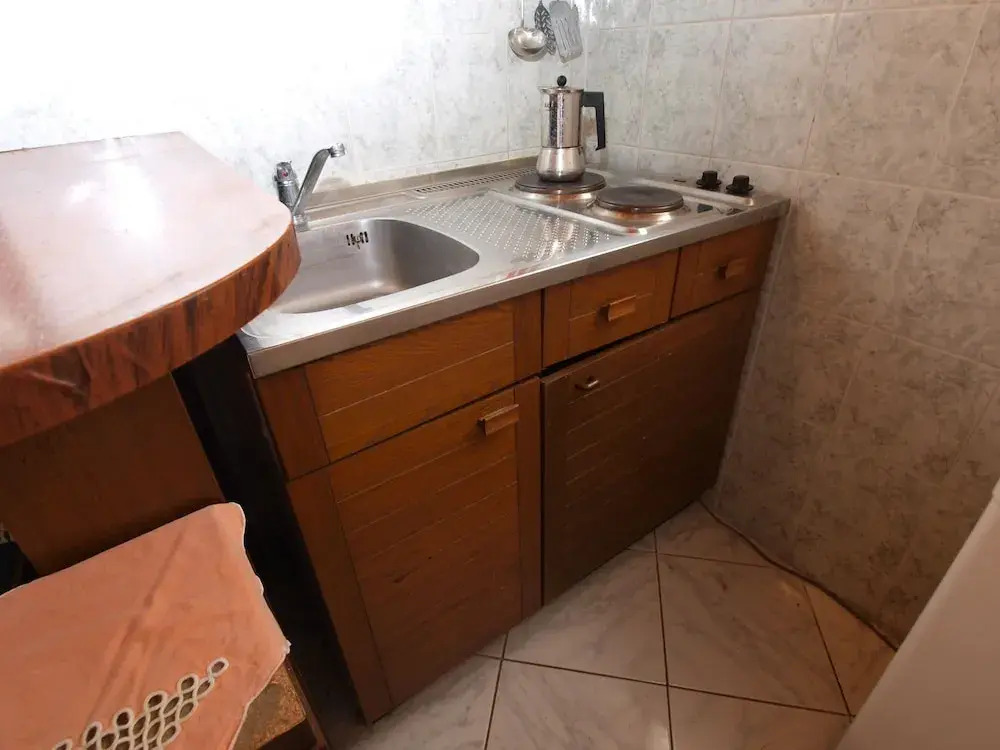 Apartment 1057