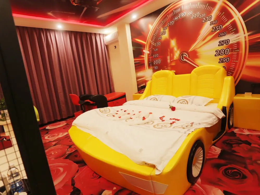 Mengda Holiday Hotel