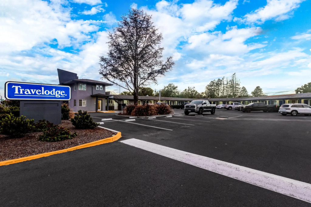Travelodge by Wyndham Santa Rosa Wine Country