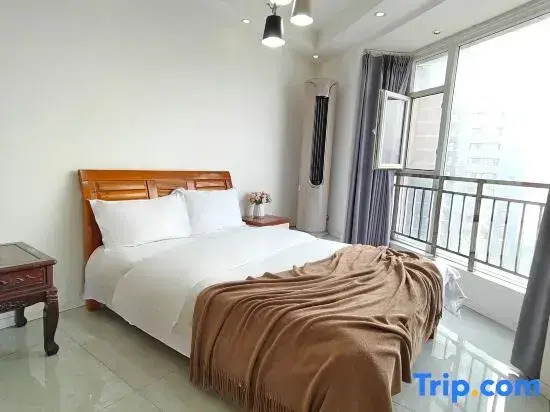 Yimingju Apartment (Chongqing Liberation Monument Pedestrian Street)