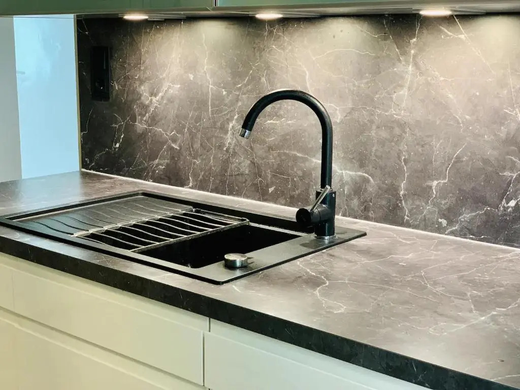Central 75m² Apartment at Belvedere Palace