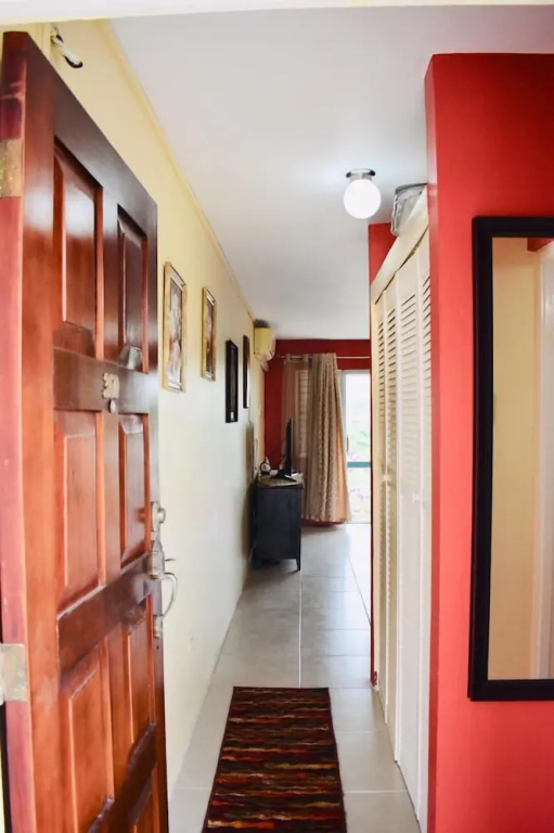 New Kingston Guest Apartment At Chelsea