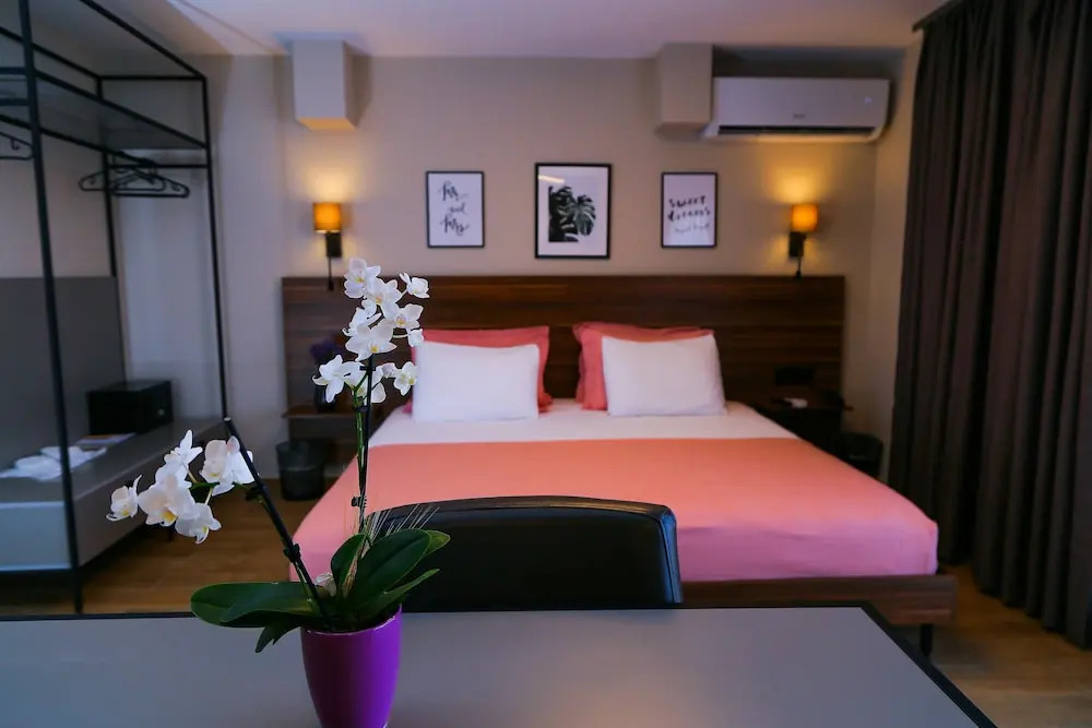 Şenyıldız Hotel