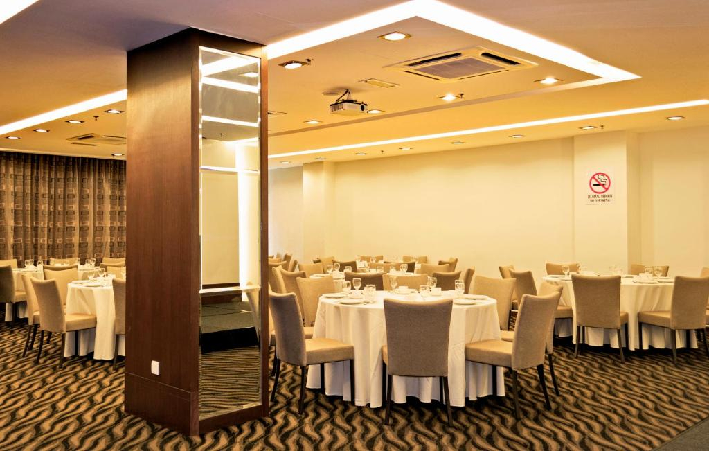 Marvelux Hotel