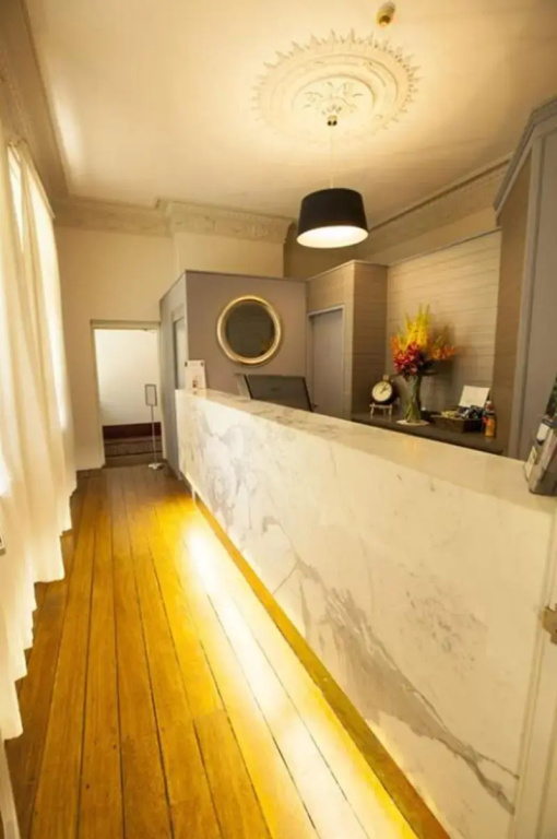 Avonmore On The Park Boutique Hotel