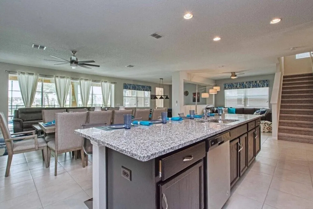 Solara - 9 Bedrooms House W/pool-8103sa Home