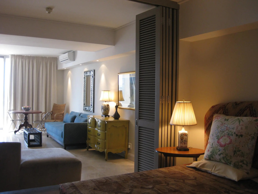 CQ    702 Canal Quays Apartment